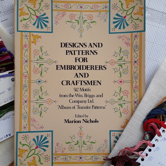 2 Cross Stitch Kits with Embroidery Designs Book - Picture 5 of 5